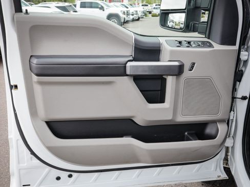 Used 2022 Ford F250 XLT w/ XLT Value Package AWD/4WD image 15