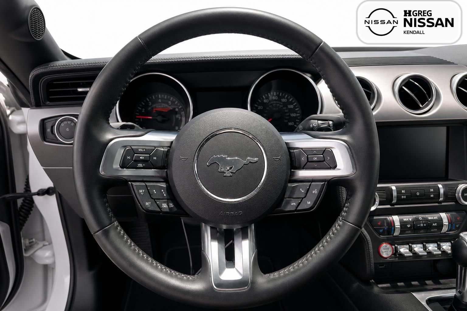 Used 2021 Ford Mustang Premium w/ Pony Package RWD image 10
