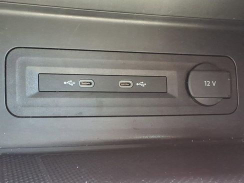 Used 2021 Volkswagen Atlas Cross Sport SEL R-Line AWD/4WD image 13