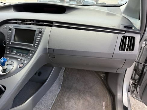 Used 2010 Toyota Prius Five FWD image 23