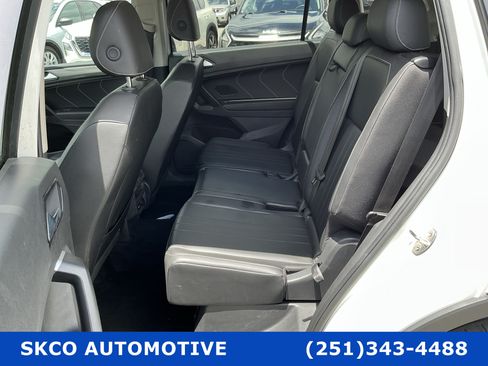Used 2024 Volkswagen Tiguan SE FWD image 10
