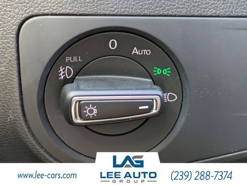 Used 2019 Volkswagen Tiguan SEL R-Line image 21