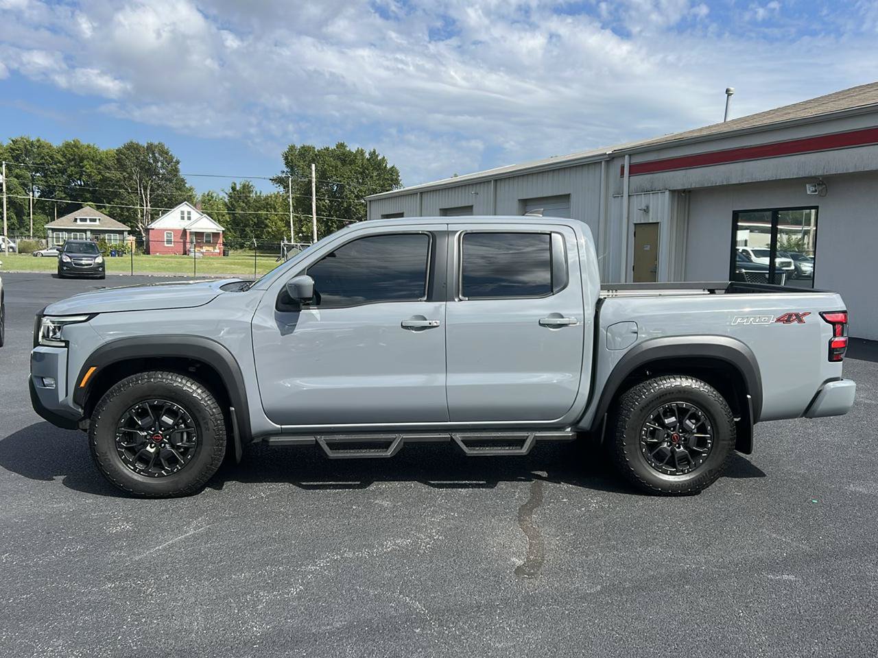 Used 2023 Nissan Frontier PRO-4X w/ Pro-4X Premium Package AWD/4WD image 8