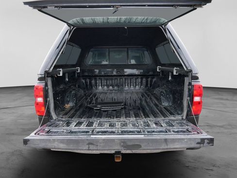 Used 2018 Chevrolet Silverado 1500 LT w/ All Star Edition AWD/4WD image 14