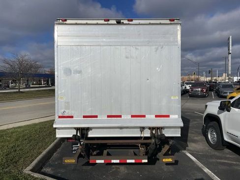 Used 2014 Chevrolet Express 4500 w/ RV Package RWD image 4