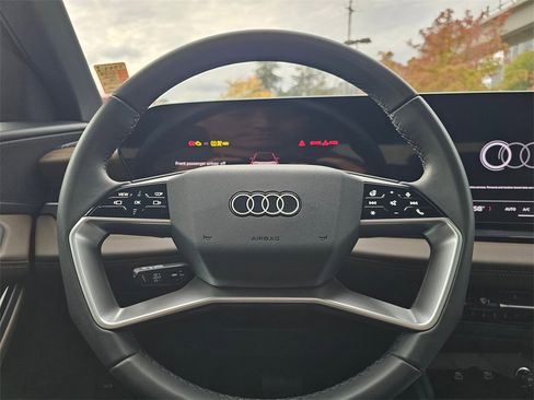 Used 2025 Audi Q6 e-tron Prestige w/ 20" Wheel Package image 32