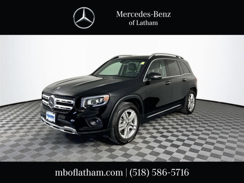 Used 2021 Mercedes-Benz GLB 250 4MATIC image 1
