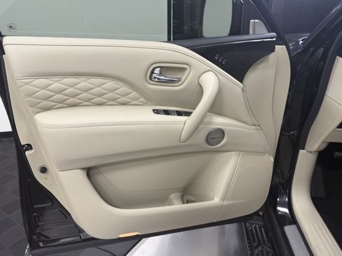 Used 2023 INFINITI QX80 Sensory w/ Cargo Package RWD image 10