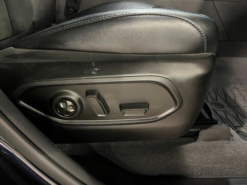 Used 2024 Jeep Grand Cherokee Trailhawk image 40