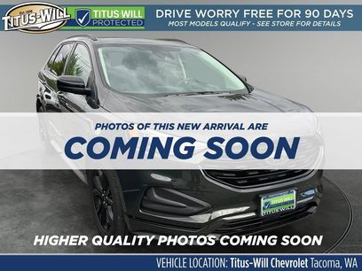 Used 2024 Ford Edge SE w/ Black Appearance Package