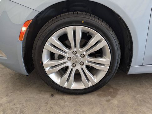 Used 2015 Chrysler 200 Limited w/ Convenience Group FWD image 43