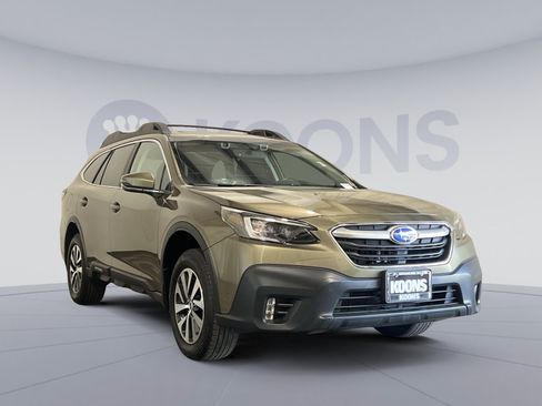 Used 2020 Subaru Outback Premium AWD/4WD image 10