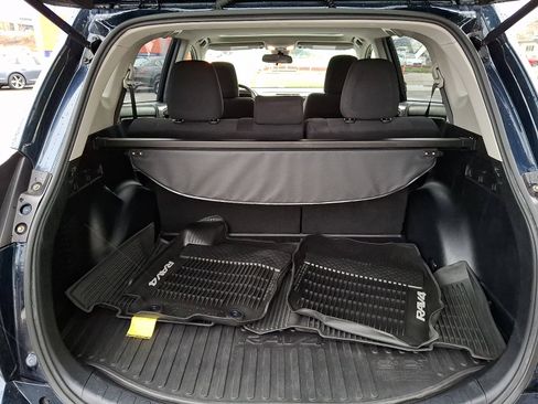 Used 2018 Toyota RAV4 XLE w/ Plus Extra Value Package image 29