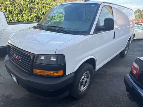 Used 2023 GMC Savana 2500 w/ Driver Convenience Package image 1