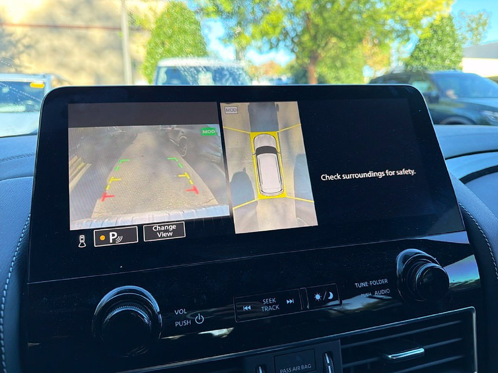 Used 2024 INFINITI QX80 Sensory AWD/4WD image 18