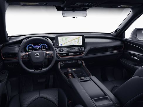 New 2025 Toyota Grand Highlander AWD Hybrid image 19