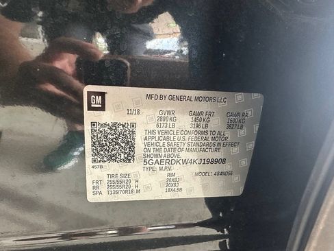 Used 2019 Buick Enclave Avenir w/ Avenir Technology Package FWD image 43