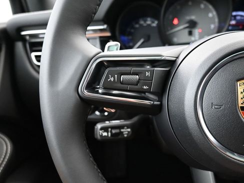 Certified 2026 Porsche Macan S image 12