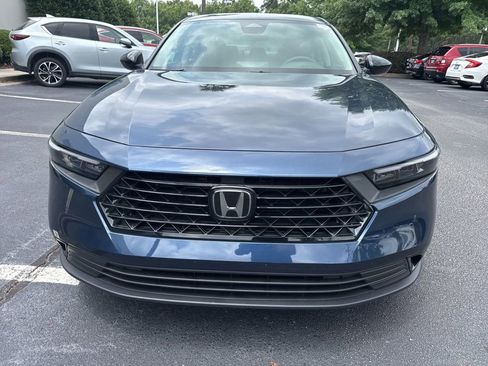 Certified 2025 Honda Accord SE image 8