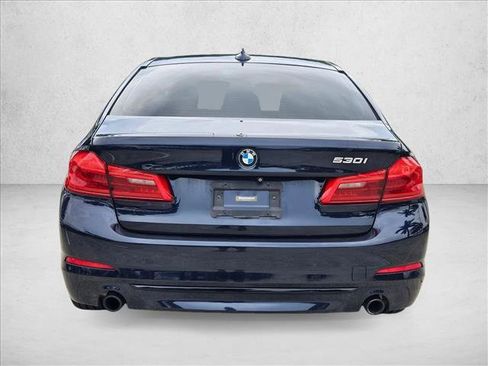 Used 2020 BMW 530i w/ Premium Package RWD image 7