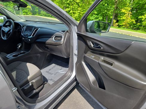 Used 2024 Chevrolet Equinox LT image 24