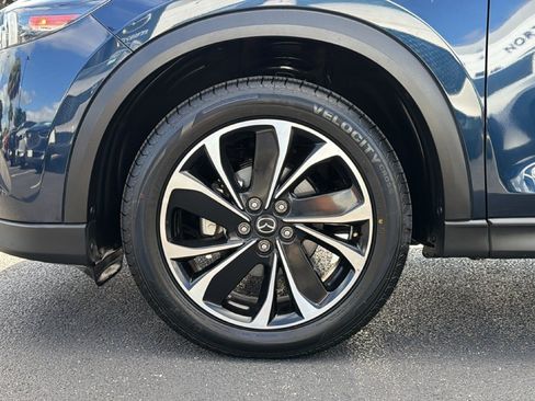 Used 2023 MAZDA CX-5 AWD 2.5 S w/ Premium Package image 9