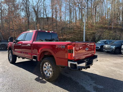 Used 2024 Ford F250 Lariat w/ Chrome Package image 5