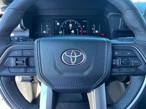 Certified 2025 Toyota Tacoma SR5 image 20