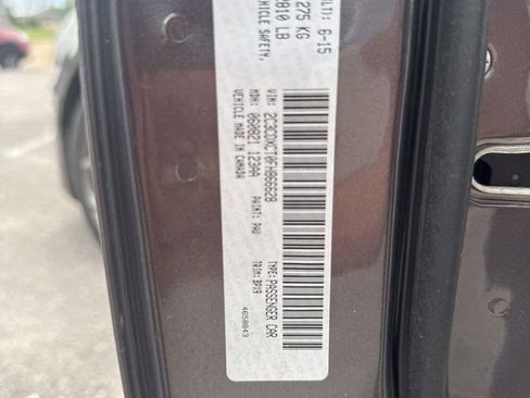 Used 2015 Dodge Charger R/T RWD image 12