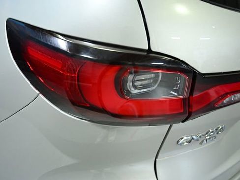 Used 2024 MAZDA CX-90 3.3 Turbo w/ Premium Package image 12