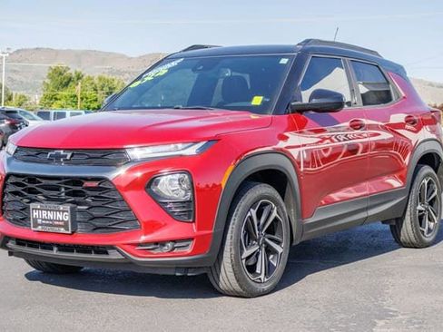 Used 2021 Chevrolet TrailBlazer RS w/ Convenience Package AWD/4WD image 34