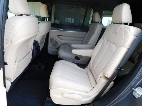 New 2025 Jeep Grand Cherokee L Limited w/ Luxury Tech Group II image 12