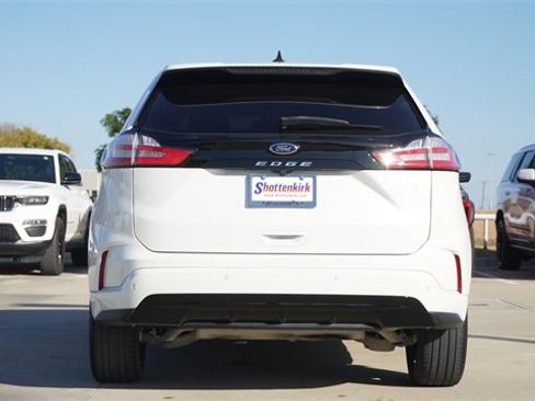 Used 2023 Ford Edge ST-Line image 8