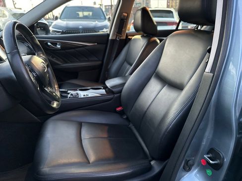 Used 2019 INFINITI Q50 Luxe w/ Essential Package (3.0T Luxe) image 11