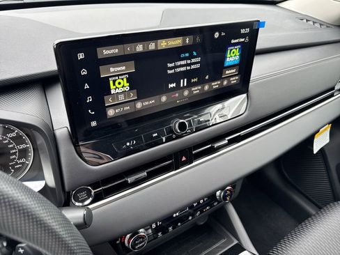 New 2026 Mitsubishi Outlander ES AWD/4WD image 11
