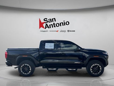 Used 2026 GMC Canyon AT4 w/ AT4 Premium Package AWD/4WD image 17