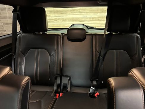 Used 2023 Ford Expedition Max Platinum AWD/4WD image 26