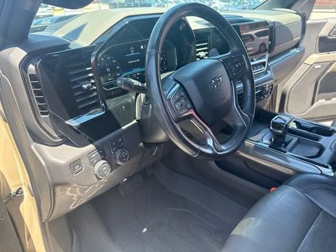 Used 2022 Chevrolet Silverado 1500 ZR2 AWD/4WD image 24