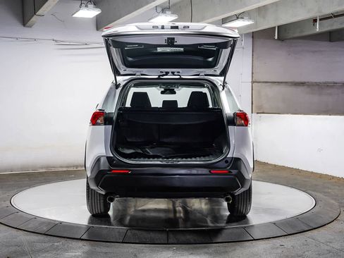 Certified 2025 Toyota RAV4 LE FWD image 26