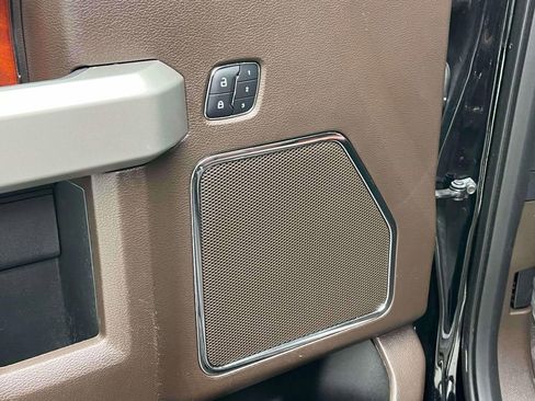 Used 2018 Ford F150 King Ranch w/ Equipment Group 601A Luxury image 24