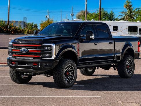 Used 2023 Ford F250 Lariat w/ Lariat Ultimate Package AWD/4WD image 8