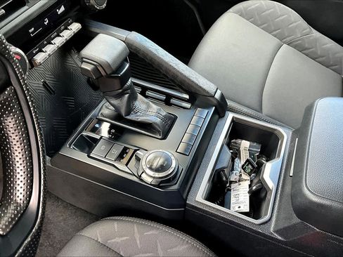 Certified 2025 Toyota Tacoma SR5 image 15