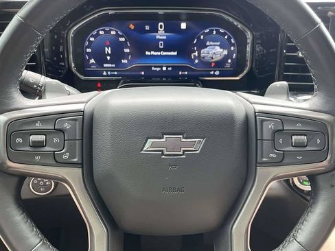 Used 2022 Chevrolet Silverado 1500 ZR2 w/ Technology Package AWD/4WD image 20
