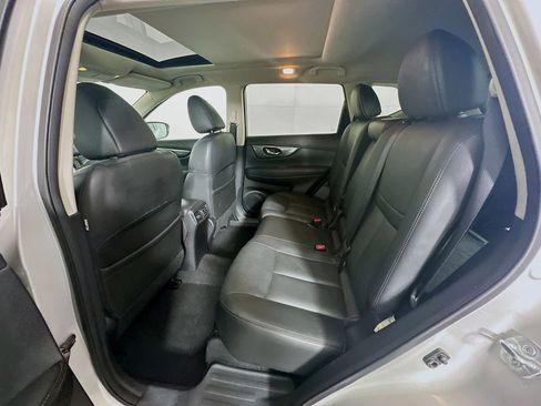 Used 2015 Nissan Rogue SL w/ SL Premium Package image 26