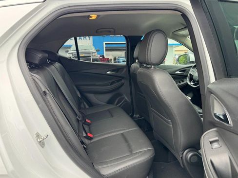 Used 2024 Buick Encore GX Sport Touring AWD/4WD image 10