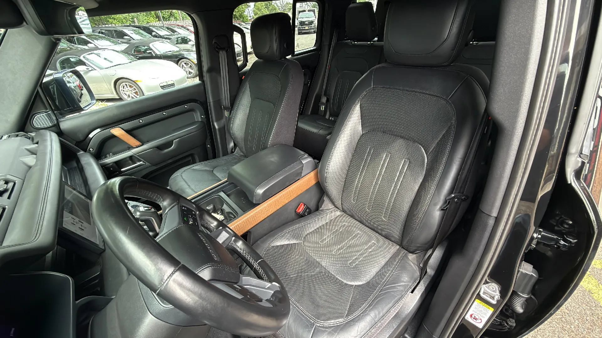 Used 2020 Land Rover Defender 110 X AWD/4WD image 18