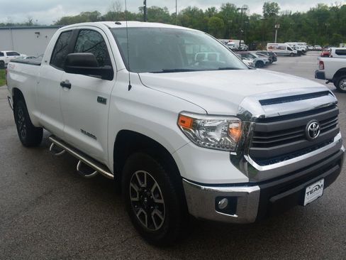 Used 2014 Toyota Tundra SR5 w/ TRD Off Road Package AWD/4WD image 4