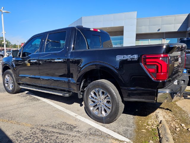 Used 2024 Ford F150 Lariat w/ FX4 Off-Road Package AWD/4WD image 3