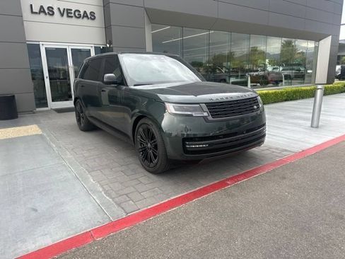 Certified 2025 Land Rover Range Rover Long Wheelbase SE AWD/4WD image 3