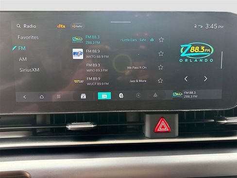 Used 2025 Kia Carnival FWD image 15